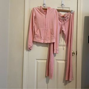 Juicy Couture light baby pink velour tracksuit set!